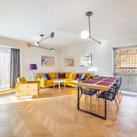 شقة Golden Star***** - Yacht Park غدينيا