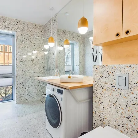 Golden Star***** - Yacht Park شقة غدينيا