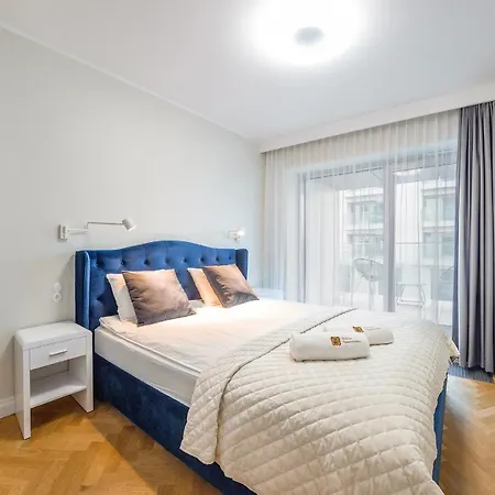 Golden Star***** - Yacht Park غدينيا